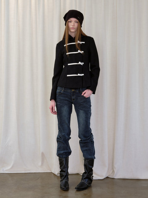 ROSE FOSSIL HORN TOGGLE CROPPED WOOL COAT