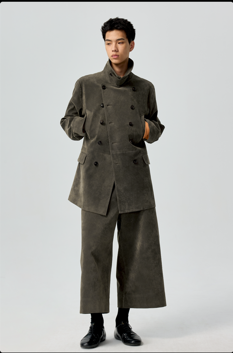 SIMPLE PROJECT SUEDE SHORTS