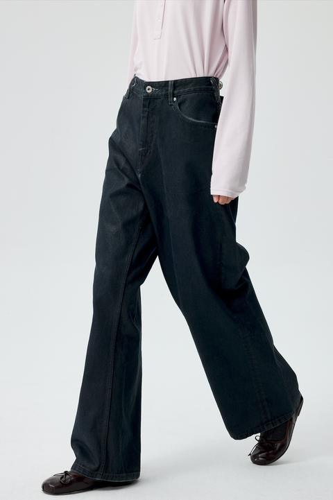 SIMPLE PROJECT PU-COATED JEANS