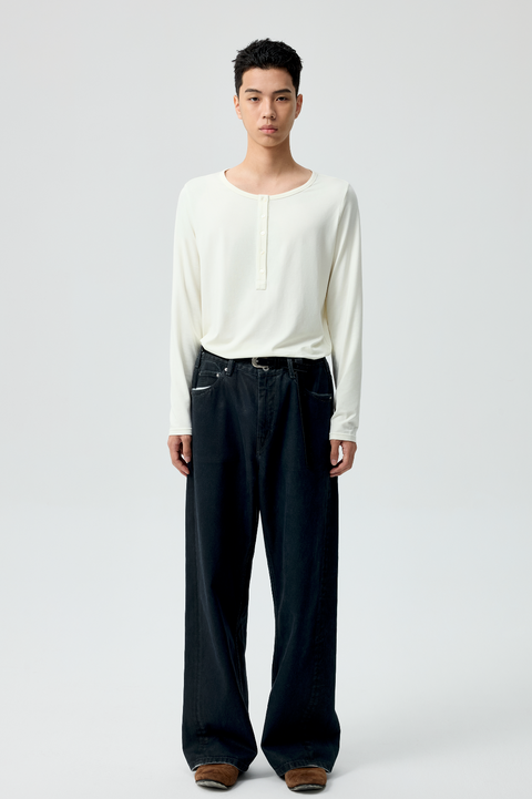 SIMPLE PROJECT PU-COATED JEANS