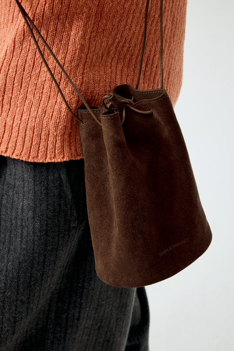 SIMPLE PROJECT SUEDE BUCKET BAG