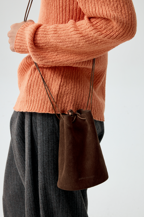 SIMPLE PROJECT SUEDE BUCKET BAG