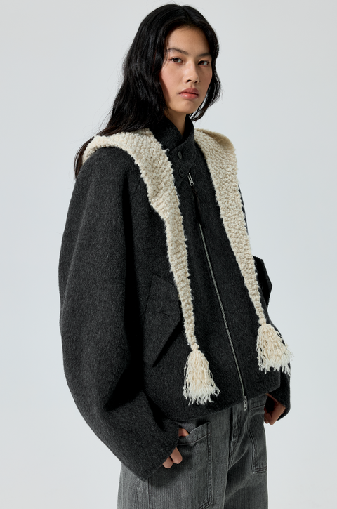 SIMPLE PROJECT KNITTED HOODED SCARF