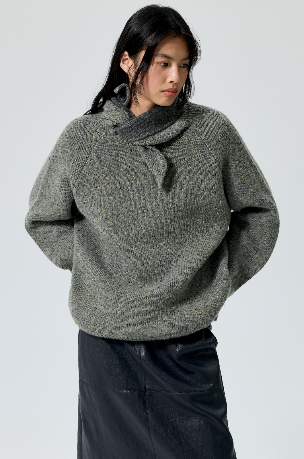 SIMPLE PROJECT KNOTTED NECK SWEATER – Remold Lab