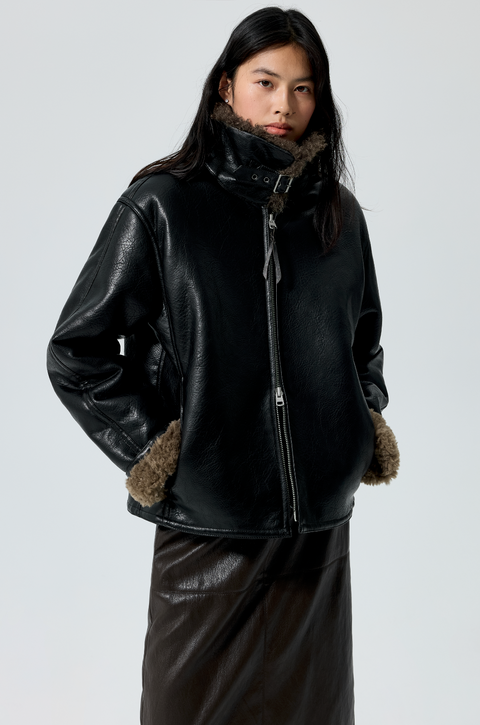 SIMPLE PROJECT SHEARLING JACKET