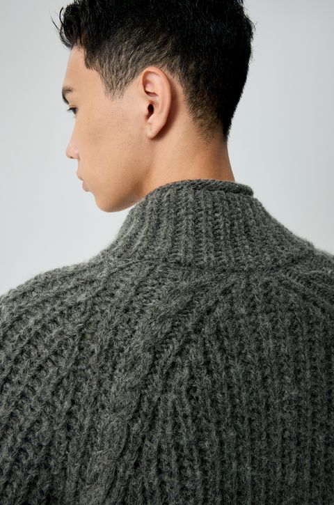 SIMPLE PROJECT HIGH-NECK CARDIGAN