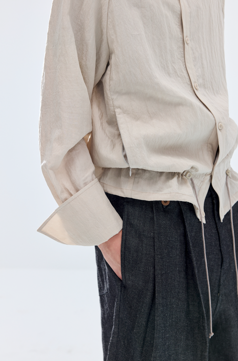 SIMPLE PROJECT LACE-UP HOODED SHIRT