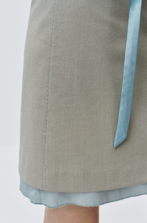 SIMPLE PROJECT BELTED PLEATED SKIRT