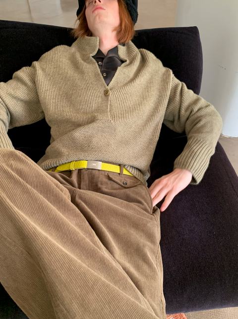 SIMPLE PROJECT V-NECK SWEATER