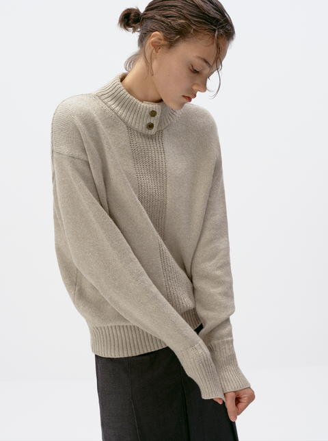 SIMPLE PROJECT MOCK-NECK SWEATER
