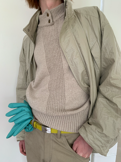 SIMPLE PROJECT MOCK-NECK SWEATER