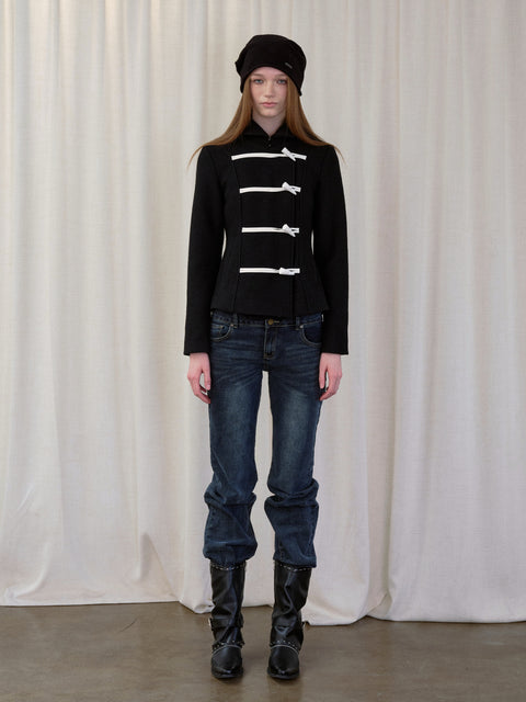 ROSE FOSSIL HORN TOGGLE CROPPED WOOL COAT