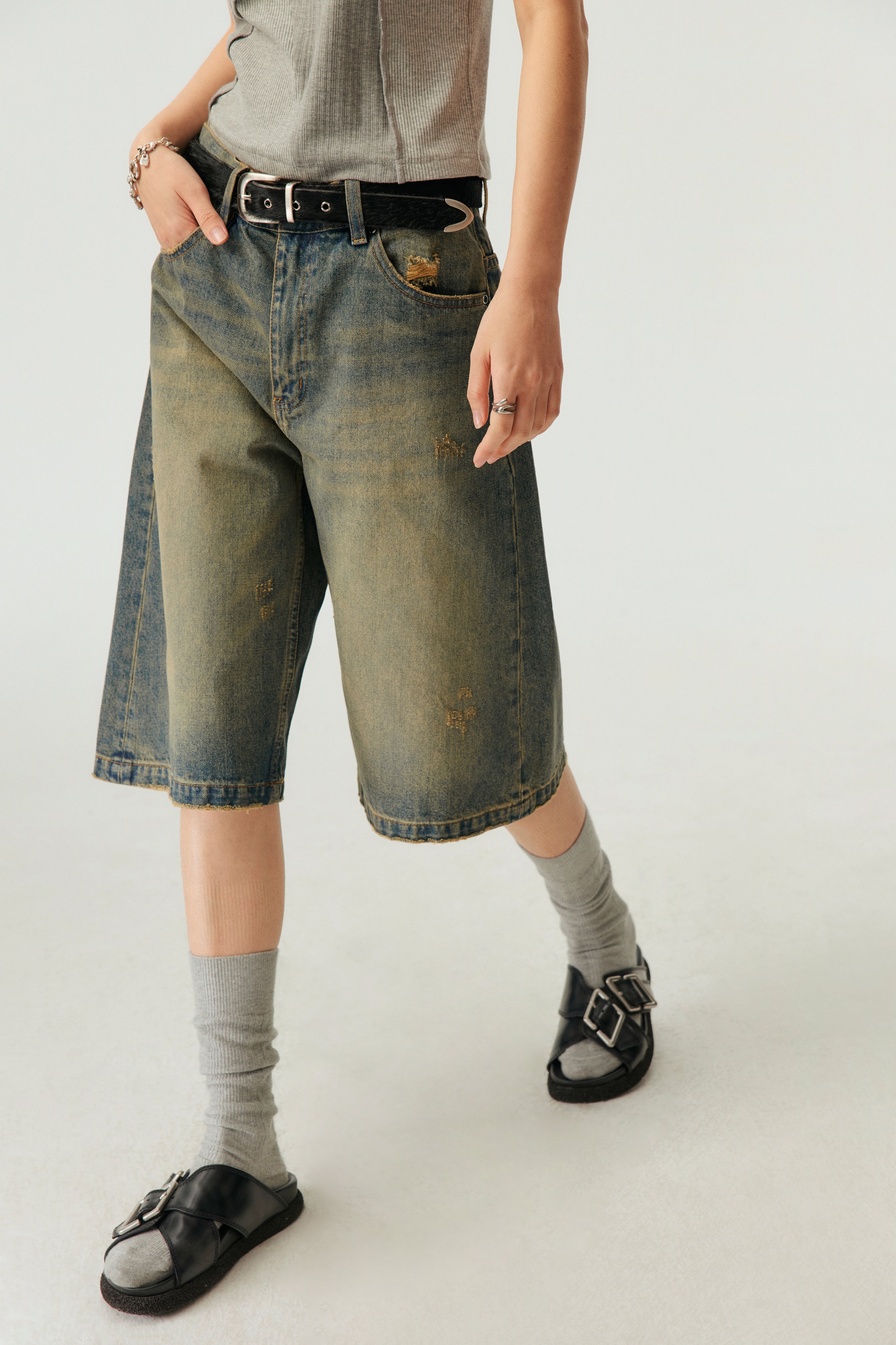 SIMPLE PROJECT VINTAGE WASH JORTS – remoldlab