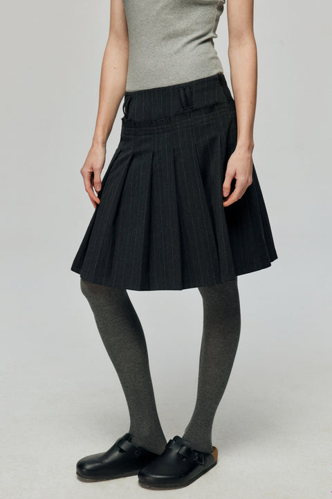 SIMPLE PROJECT PLEATED SKIRT