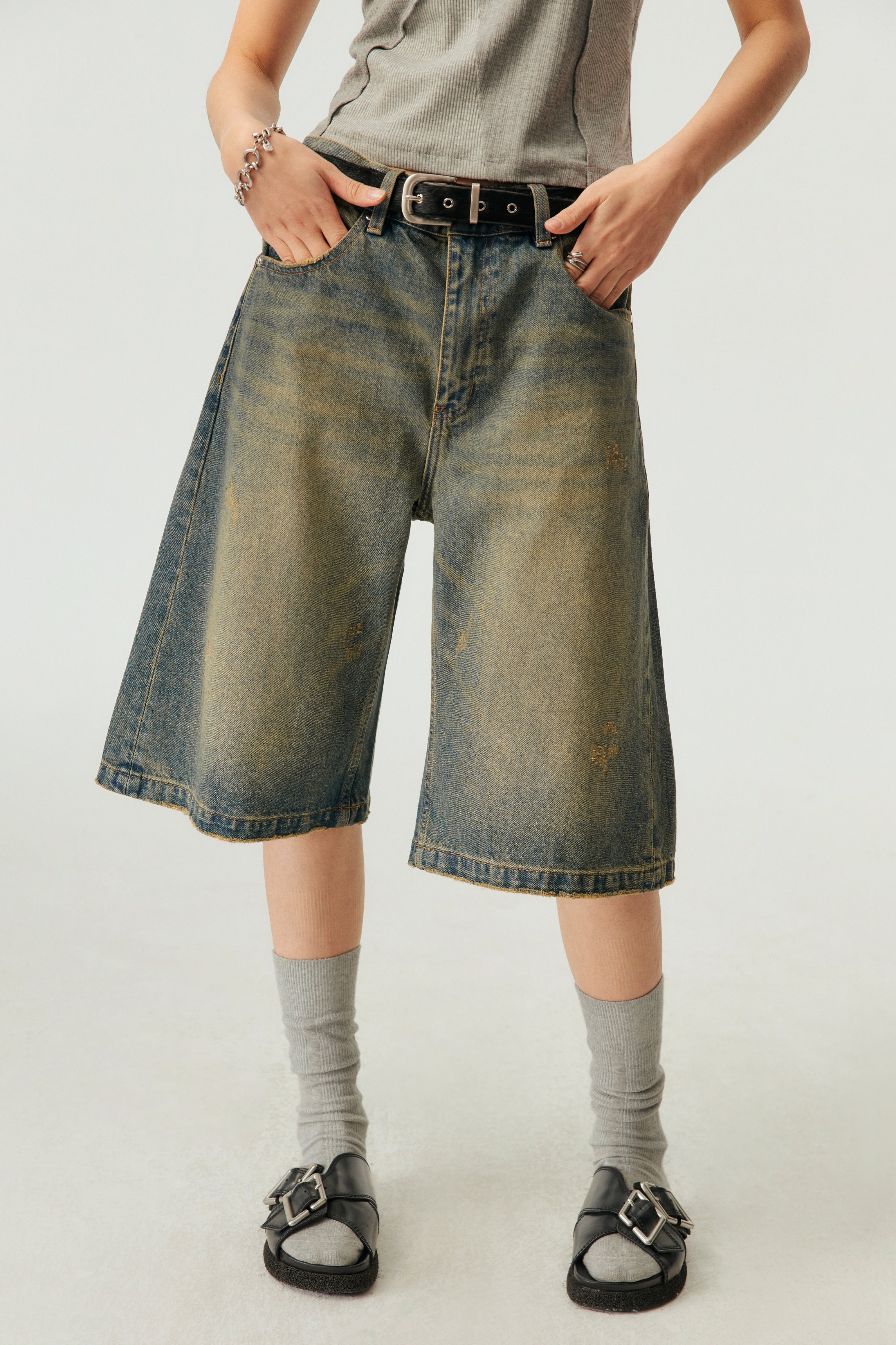 SIMPLE PROJECT VINTAGE WASH JORTS