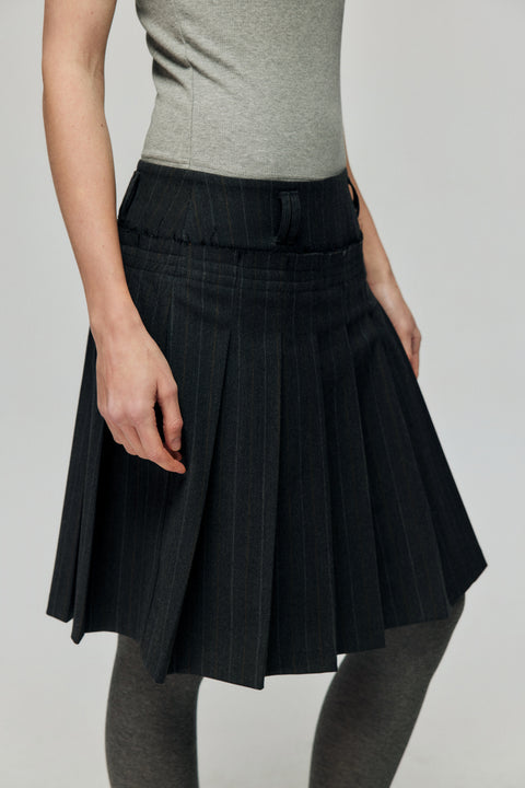 SIMPLE PROJECT PLEATED SKIRT