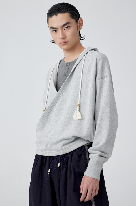 SIMPLE PROJECT SLANT PLACKET HOODIE