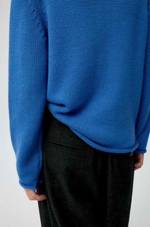 SIMPLE PROJECT ROLLED-UP WOOL SWEATER