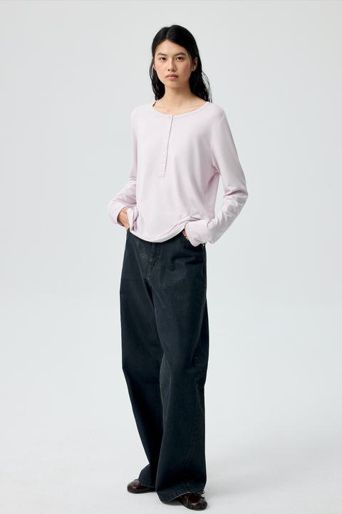 SIMPLE PROJECT PU-COATED JEANS