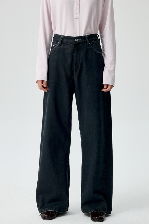 SIMPLE PROJECT PU-COATED JEANS