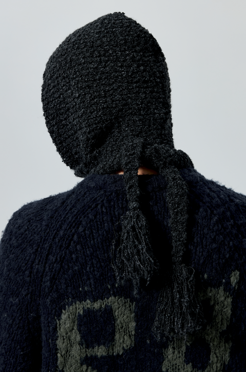 SIMPLE PROJECT KNITTED HOODED SCARF