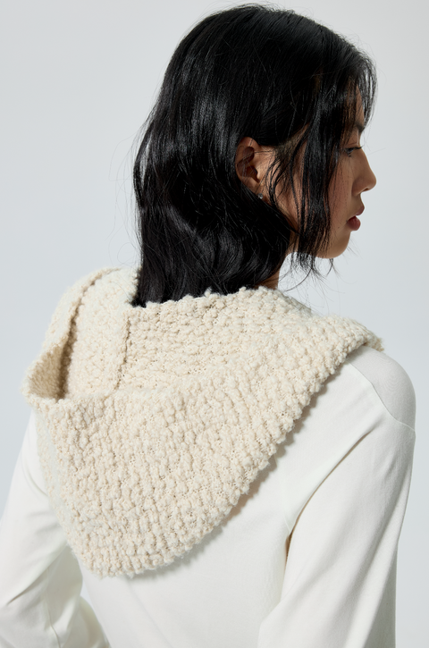SIMPLE PROJECT KNITTED HOODED SCARF