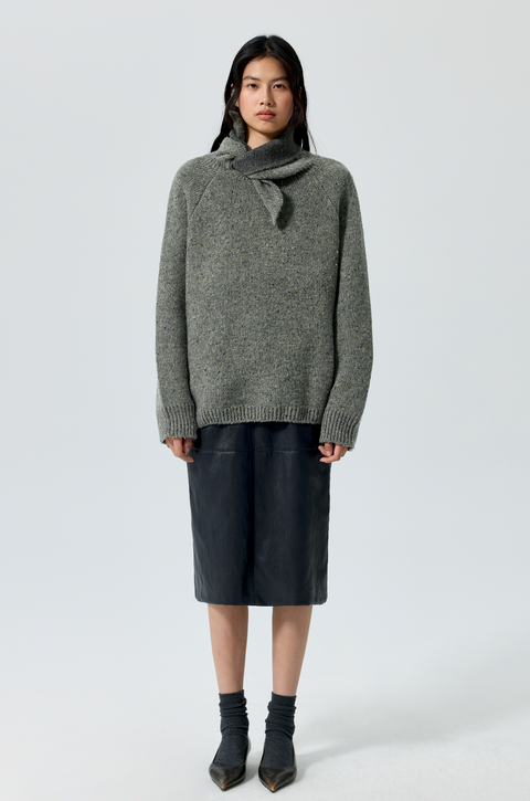 SIMPLE PROJECT KNOTTED NECK SWEATER