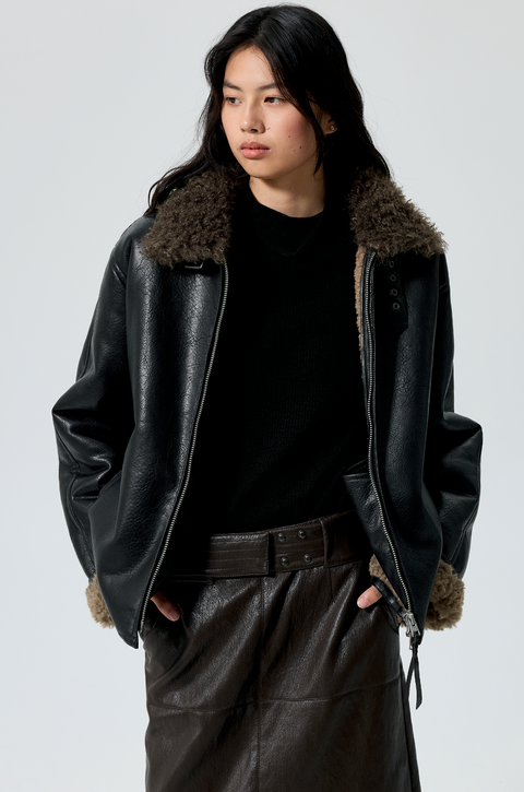 SIMPLE PROJECT SHEARLING JACKET