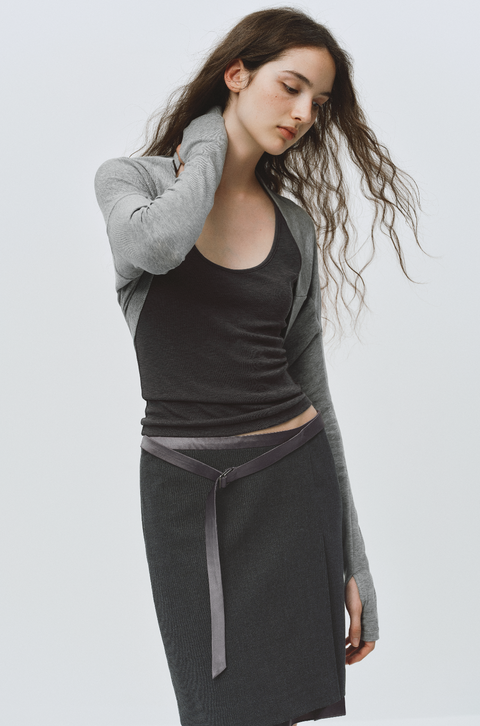SIMPLE PROJECT BELTED PLEATED SKIRT