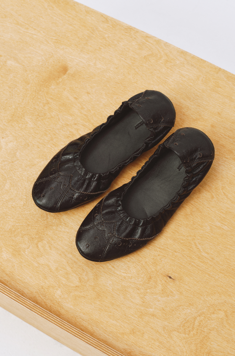 SIMPLE PROJECT BROWN BROGUE BALLET FLATS