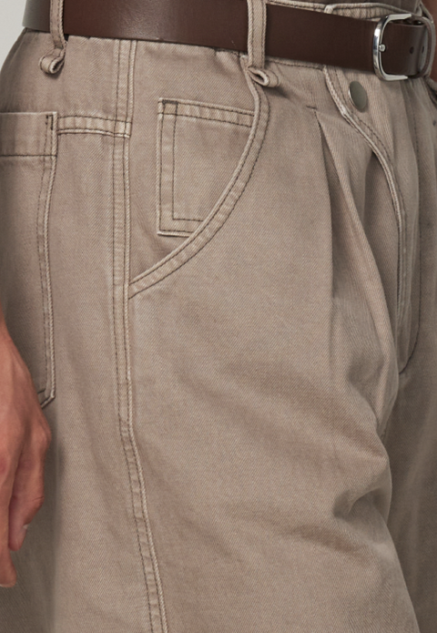 EASE EASE CROPPED SHORTS