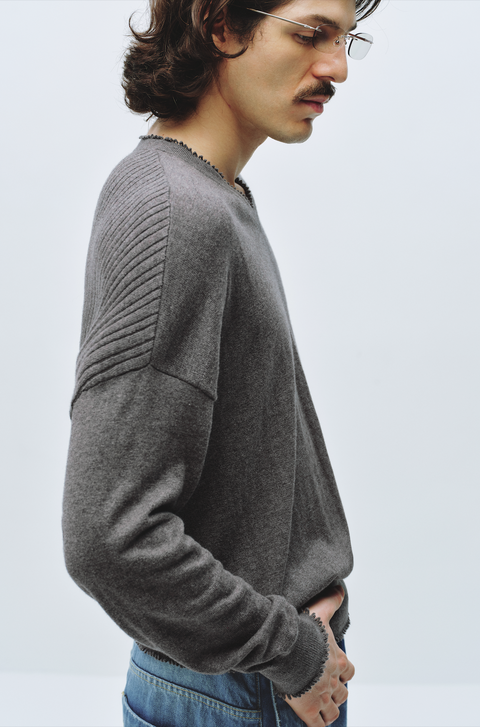 SIMPLE PROJECT CASHMERE V-NECK SWEATER
