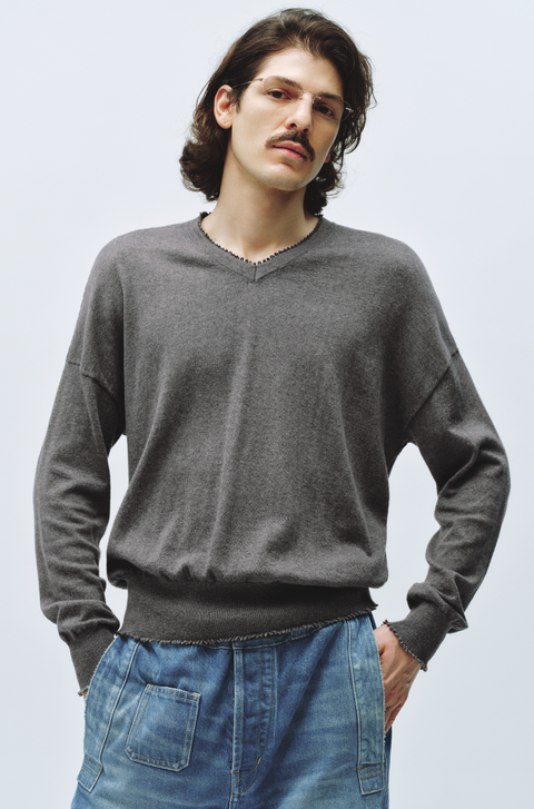SIMPLE PROJECT CASHMERE V-NECK SWEATER