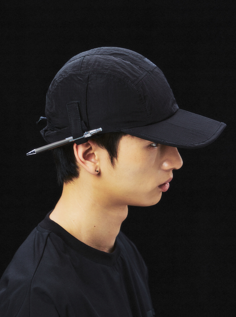 MOUNTAIN FEVER METALLIC NYLON PATCHWORK CAP WITH NECK SHADE