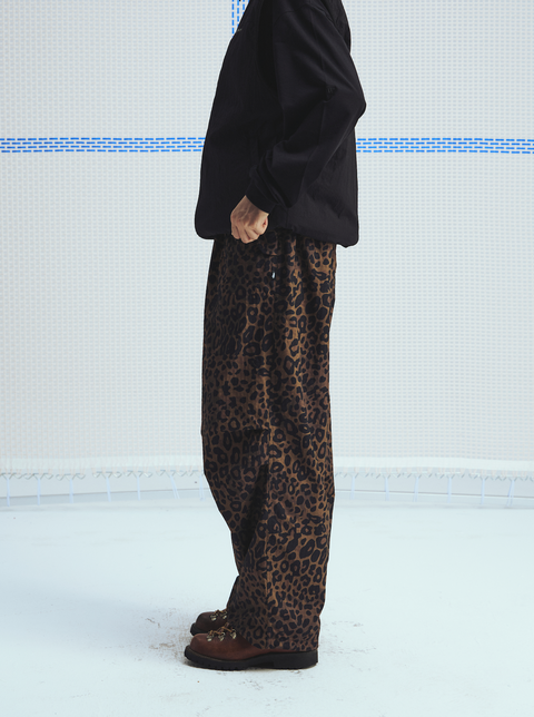 MOUNTAIN FEVER LEOPARD RIPSTOP PLEATED PARACHUTE PANTS