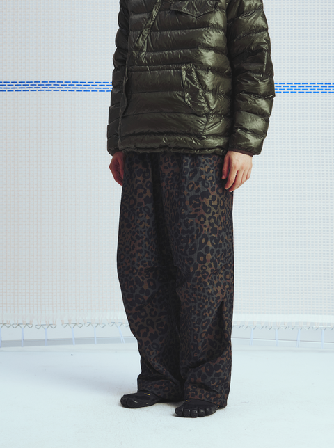 MOUNTAIN FEVER LEOPARD RIPSTOP PLEATED PARACHUTE PANTS