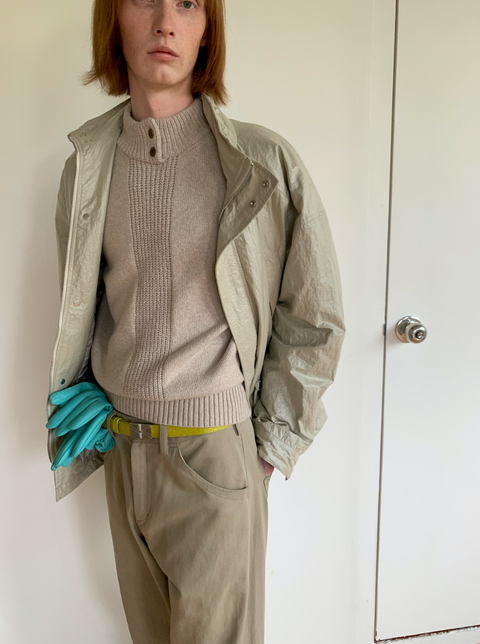 SIMPLE PROJECT MOCK-NECK SWEATER