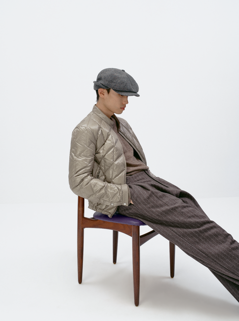 SIMPLE PROJECT LIGHT DOWN JACKET
