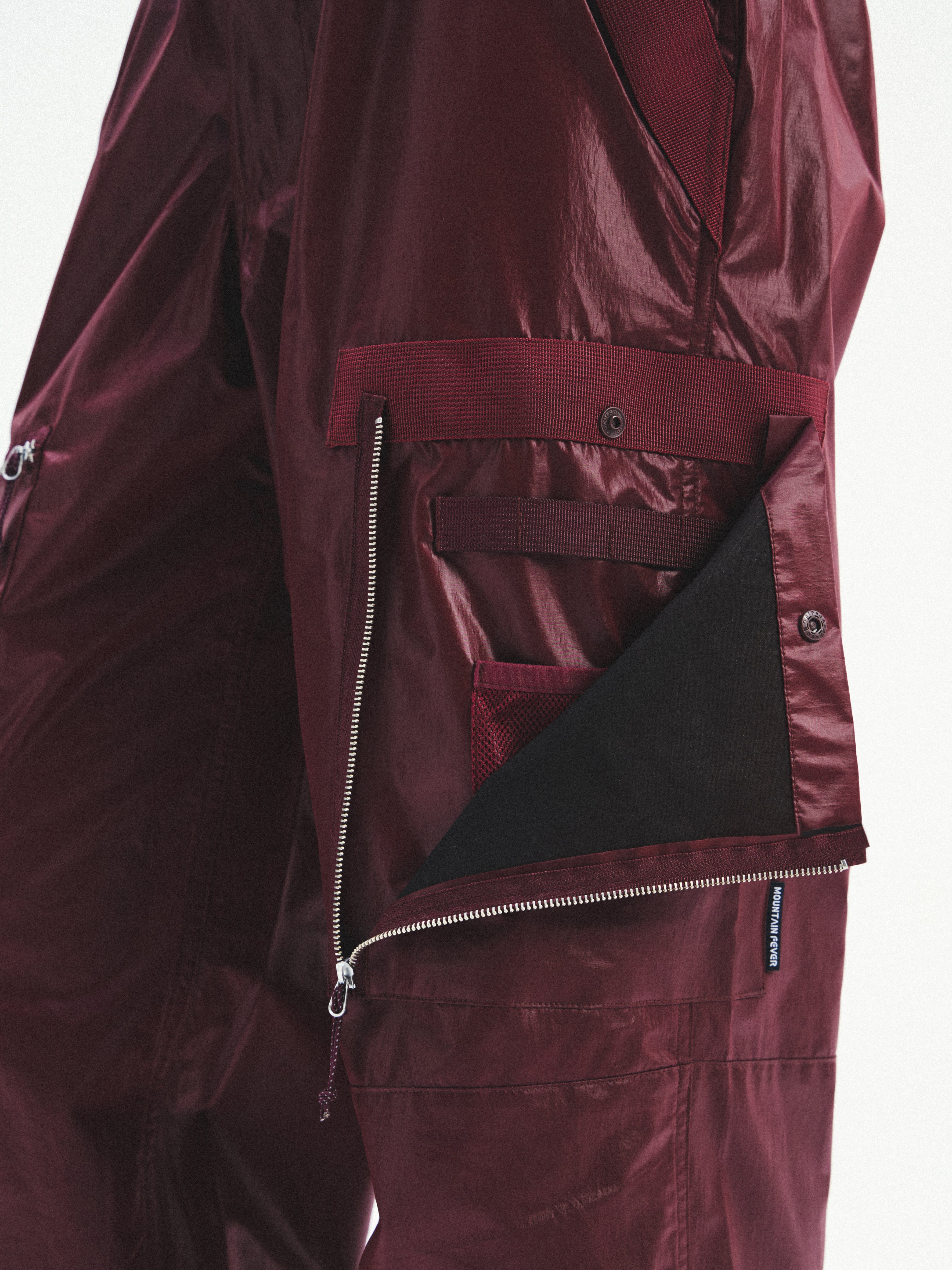 MOUNTAIN FEVER METALLIC NYLON ZIP POCKET PARACHUTE PANTS – Remold Lab